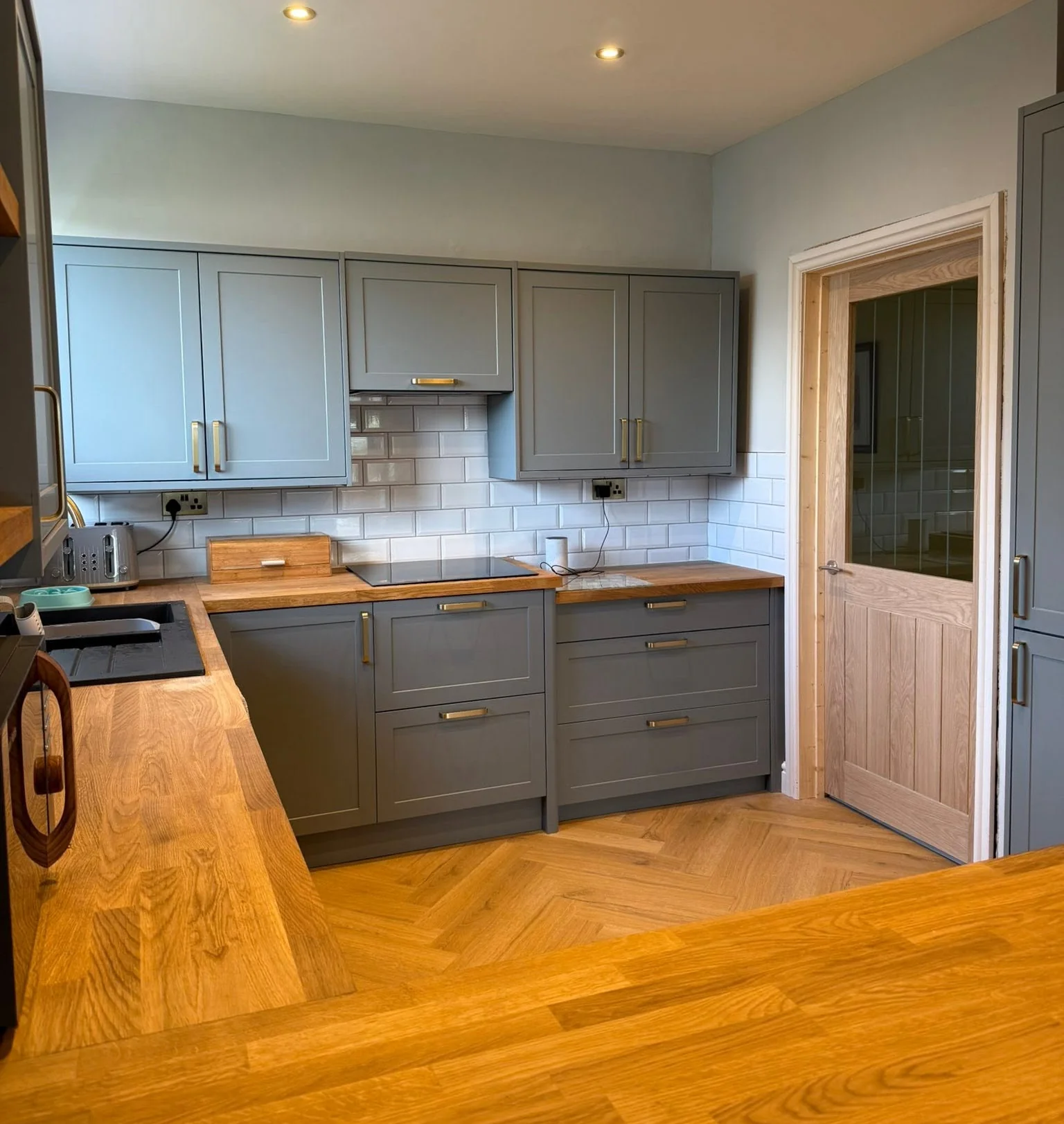 wooden kitchen units, worktops and cabinets